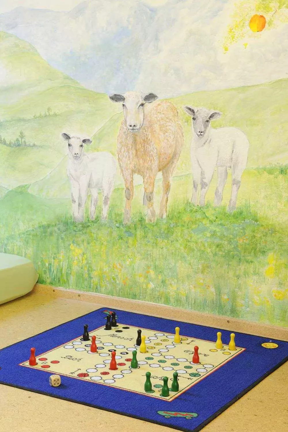 Brettspiele für die ganze Familie Liebevoll gestaltetes Spielzimmer am Thomahof