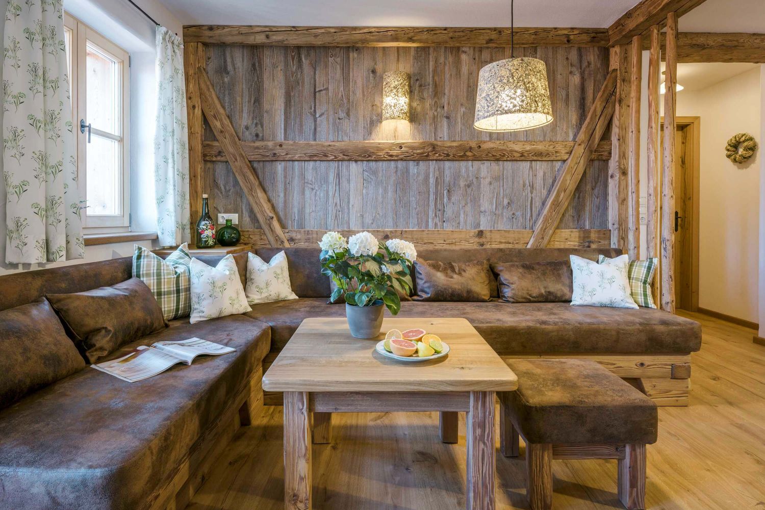 Wohnbereich Ferienwohnung Heuboden 5-Sterne Luxus-Ferienwohnung Heuboden